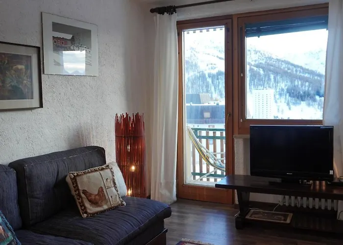 Mountain With View Apartment *